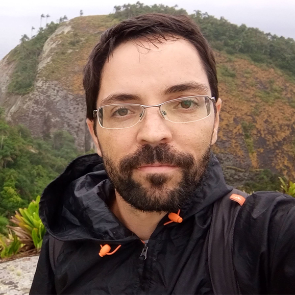Vinícius de Avelar São Pedro